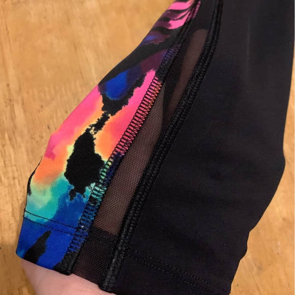Victorias Secret PINK Active Black Multicolor Leggings PANTS Pockets size M - Picture 9 of 12